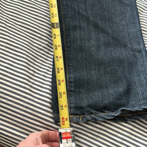 Von Dutch dark blue jeans. Exclusively tailored by 1984. Straight leg. 34 X 32 - Picture 6 of 9